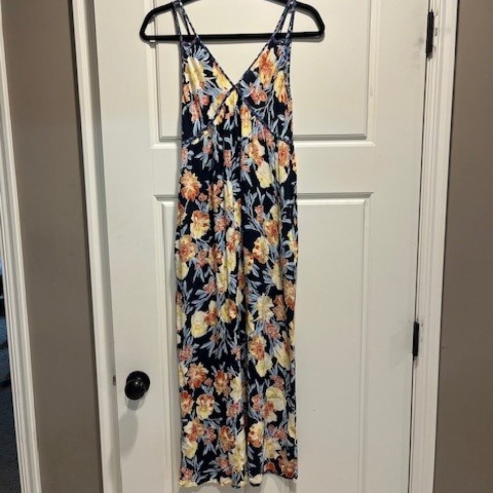 Women’s Maxi Dress – Size Small – Bright, Breezy, & Ready to Go 🌈